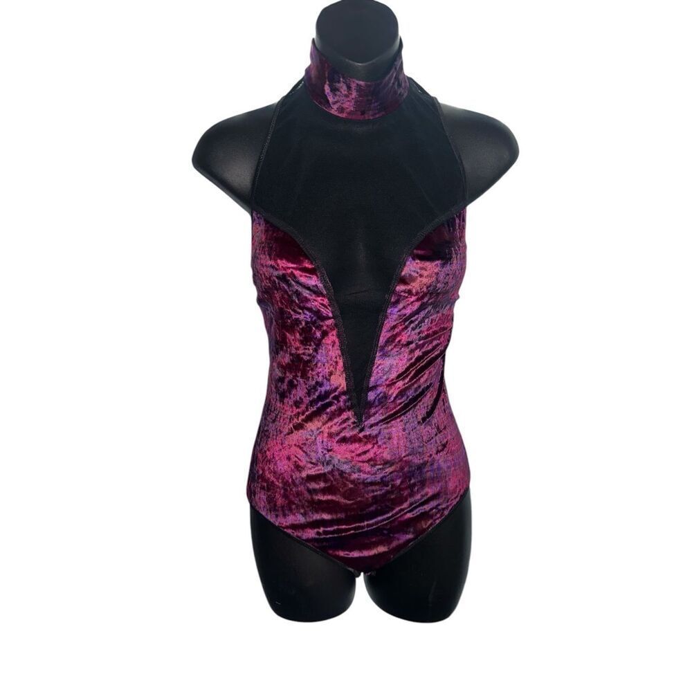 NEW WITH TAGS VINTAGE USA Victoria's Secret Velveteen Bodysuit Teddie Plaid Hi N